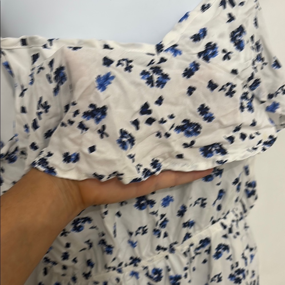 Floral Ruffle Romper - Picture 7 of 7
